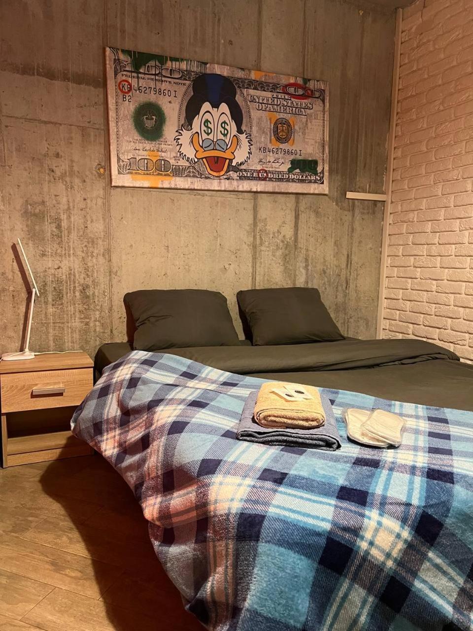 Moonlight Hostel Lviv Buitenkant foto