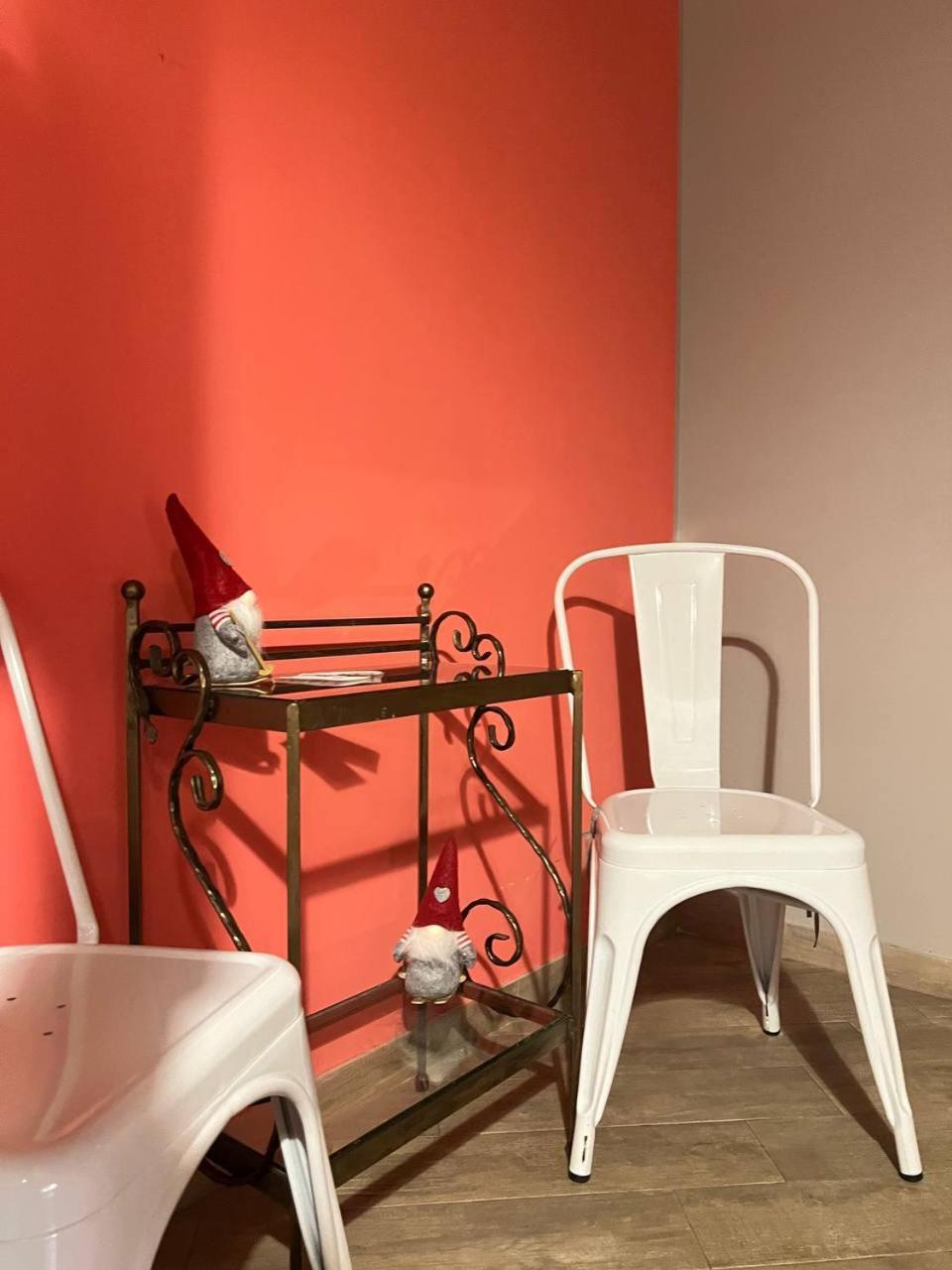 Moonlight Hostel Lviv Buitenkant foto