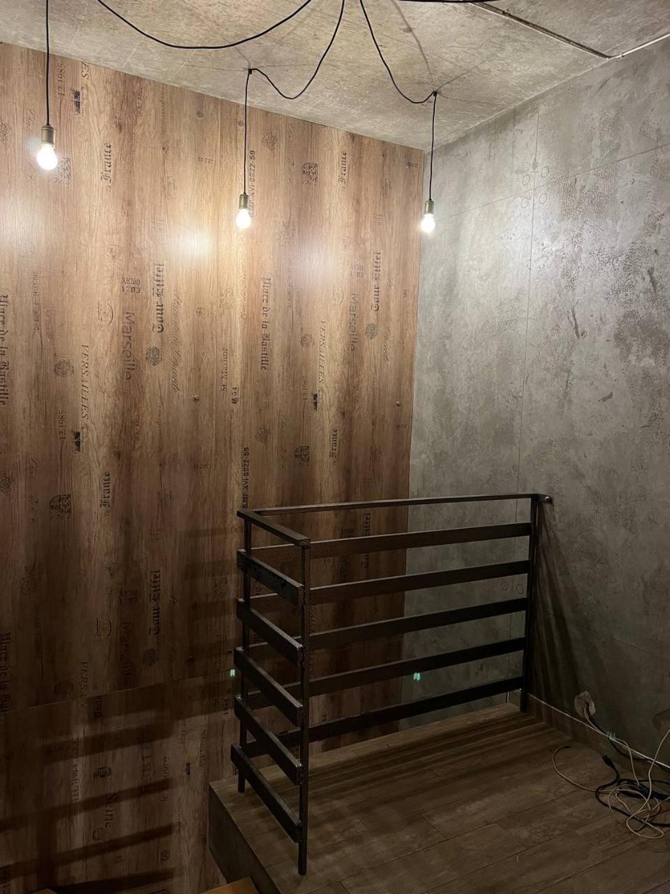 Moonlight Hostel Lviv Buitenkant foto