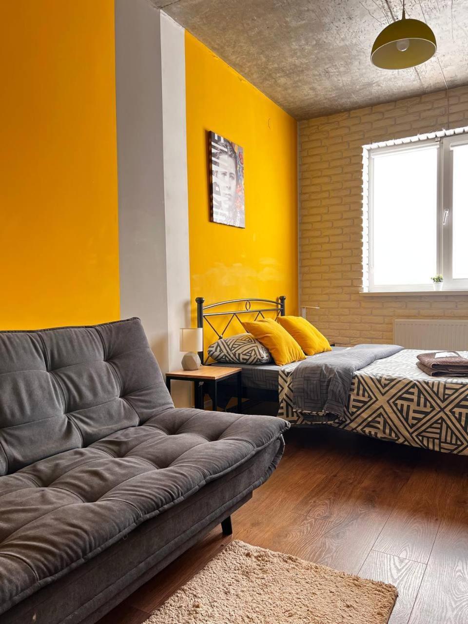 Moonlight Hostel Lviv Buitenkant foto